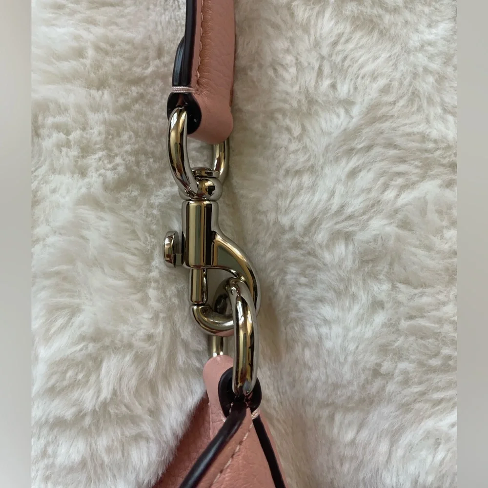 Coach Handbag. - Picture 9 of 16